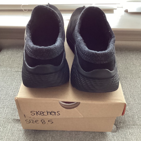 Skechers Women's Max Cushioning Elite 2.0 - Becca Slip-On Boots, size 8.5 - Picture 5 of 9